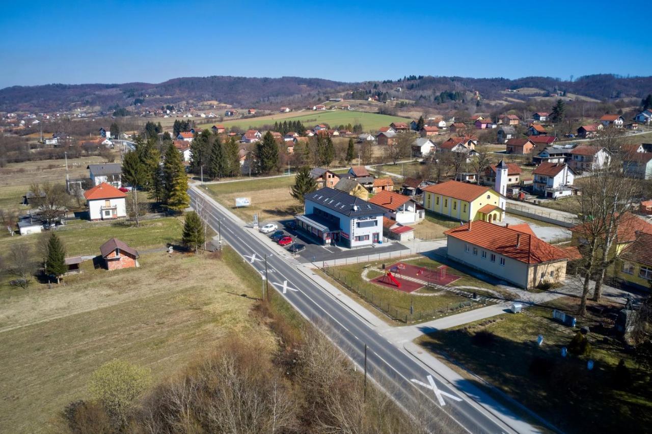 Hotel Marien Haus à Karlovac Extérieur photo